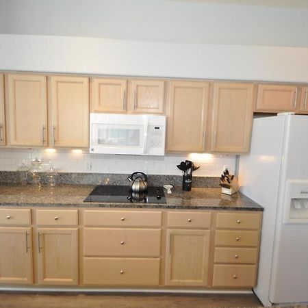 Sunset Bay Beautiful Pool Home - Bring Your Boat Or Jet Ski - Canal With Dock- Sleeps 10 - 4 Bd Palm Coast Exteriör bild