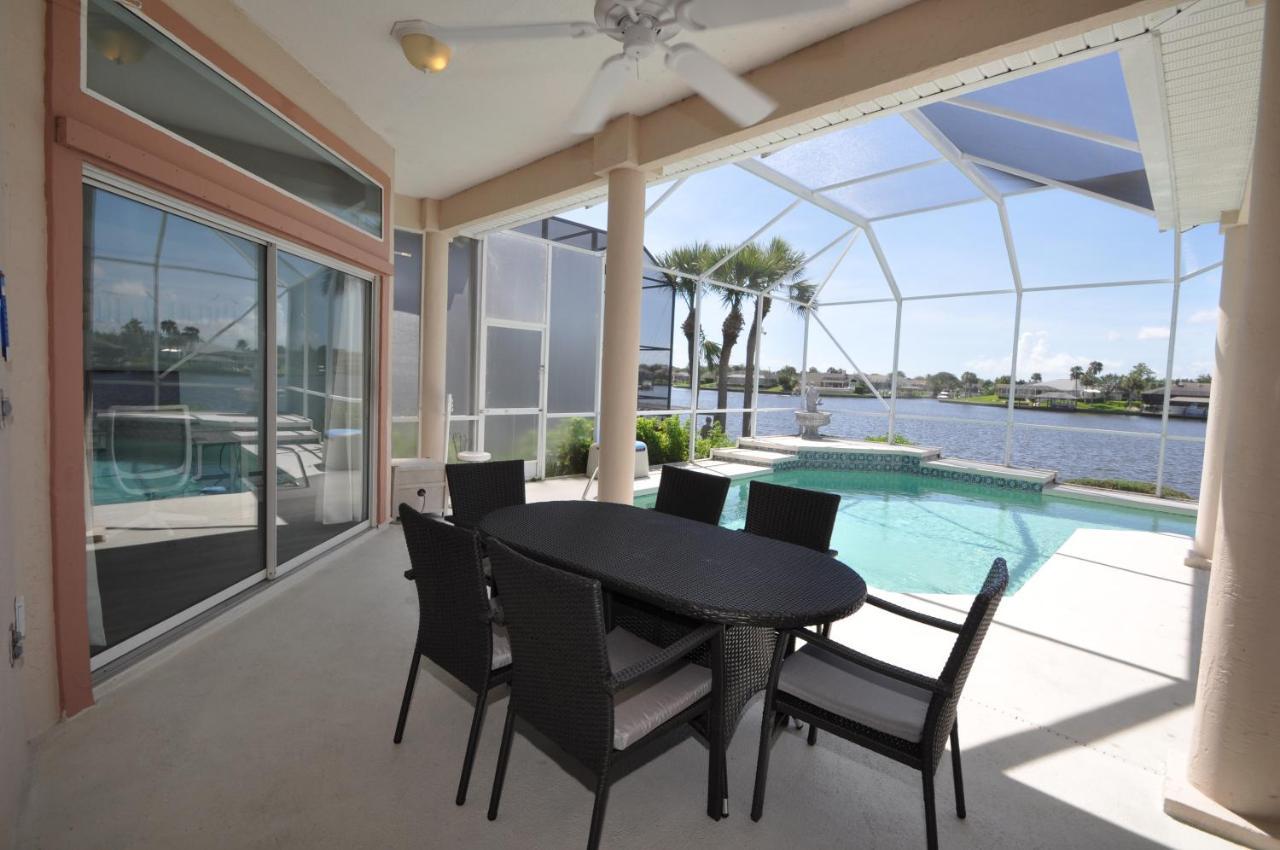 Sunset Bay Beautiful Pool Home - Bring Your Boat Or Jet Ski - Canal With Dock- Sleeps 10 - 4 Bd Palm Coast Exteriör bild