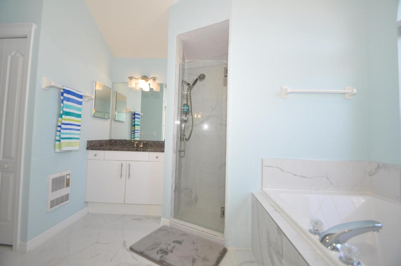 Sunset Bay Beautiful Pool Home - Bring Your Boat Or Jet Ski - Canal With Dock- Sleeps 10 - 4 Bd Palm Coast Exteriör bild